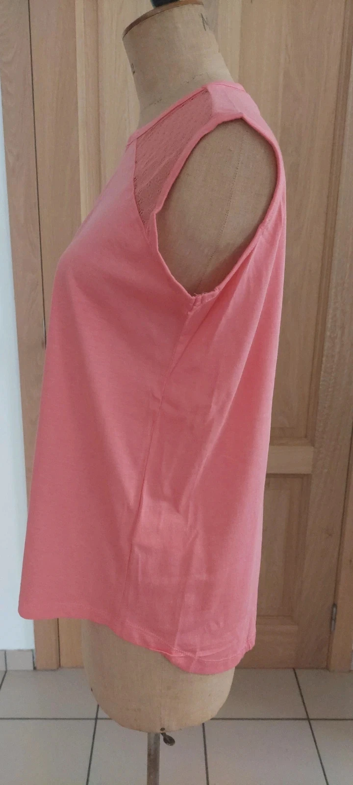 Top sans manches corail UP2 Fashion - Taille M - Neuf avec etiquette – photo 5